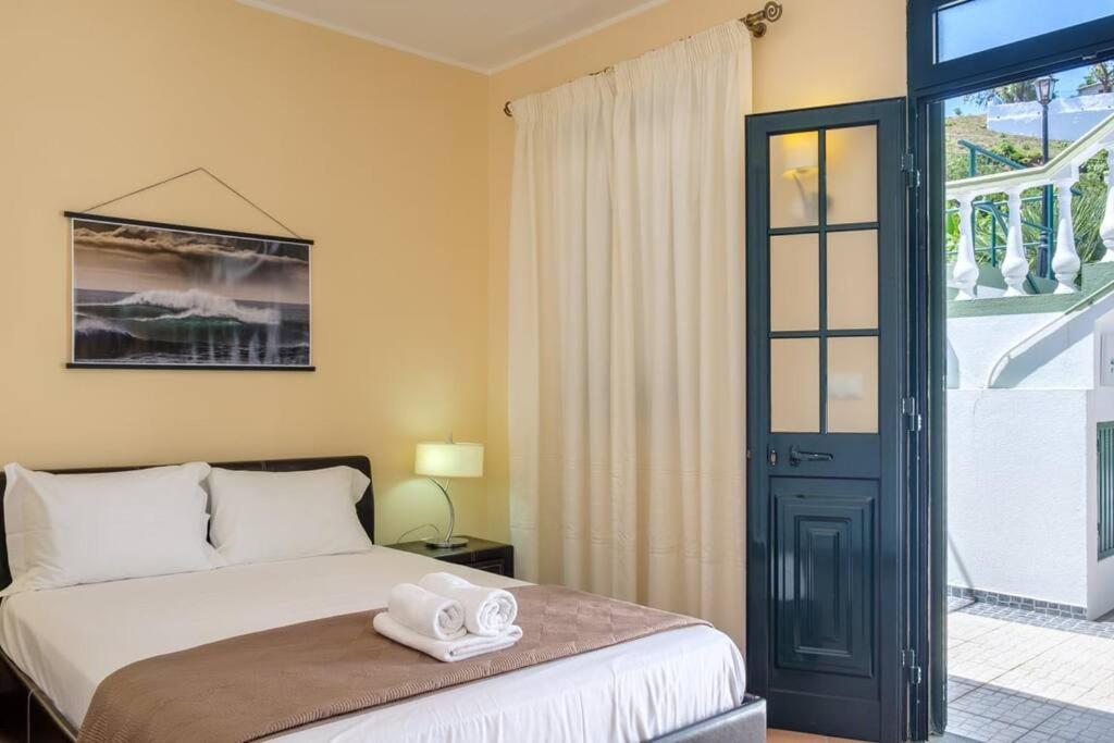 Villa Hikers Haven São Roque do Faial Esterno foto